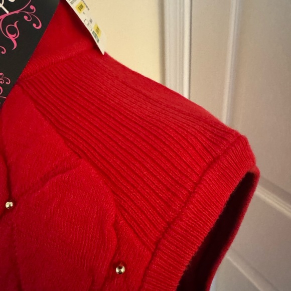 Peck & Peck Red Sweater Vest, Large NWT - Picture 3 of 7